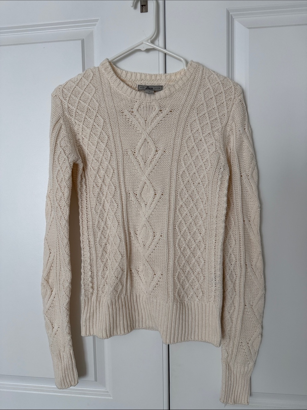 Bass Cream Cable-Knit Crewneck Sweater